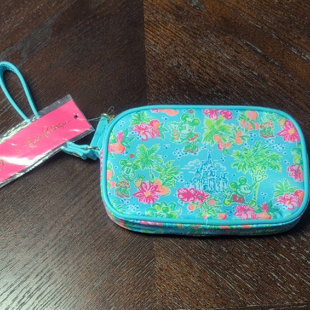 Brand New Lilly Pulitzer X Disney Wristlet!